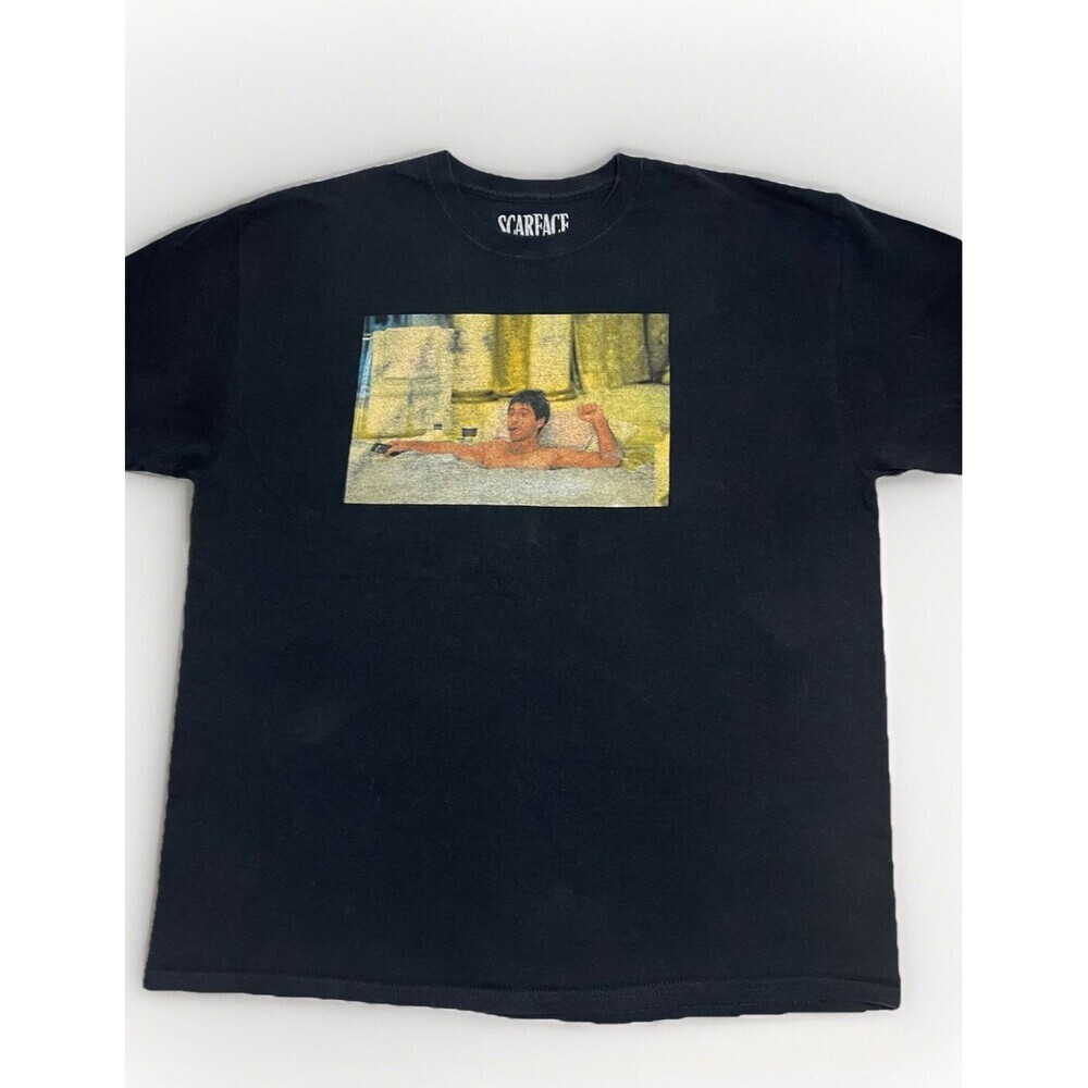 Scarface Movie T-Shirt XL Black Background Tub Scene Graphic Print On Tee